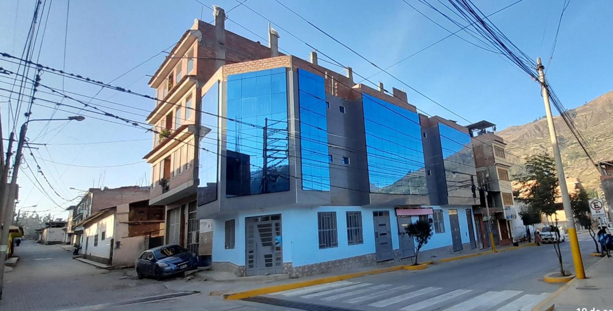 Hostal Pura Casta Hotel Carhuaz Exterior photo